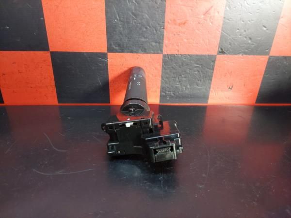Botão / interruptor de luzes MITSUBISHI TRUCKS Canter