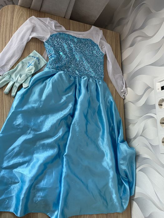 Плаття Ельзи