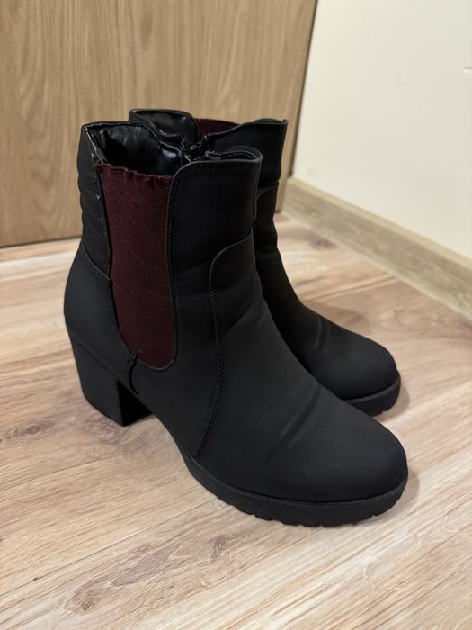 39 buty zimowe na obcasie czarne eleganckie piekne cieple