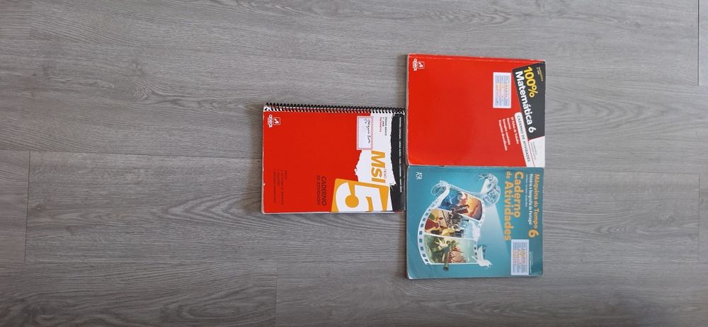 Vendo livros de fichas de 6, 7 e 8 anos na zona de cascais