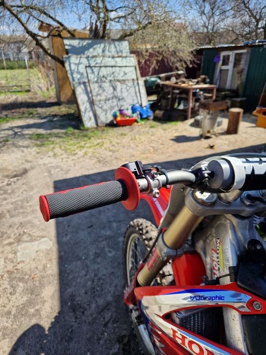 Продам кросовый мотоцикл