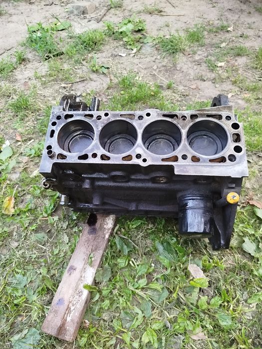 Блок ДВС Ланос 1.5 Опель