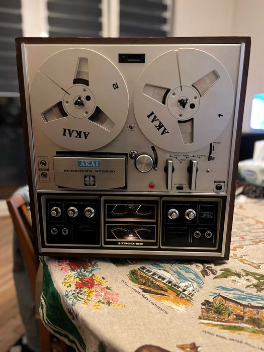 Akai 1730DSS magnetofon szpulowy kwadrofoniczny