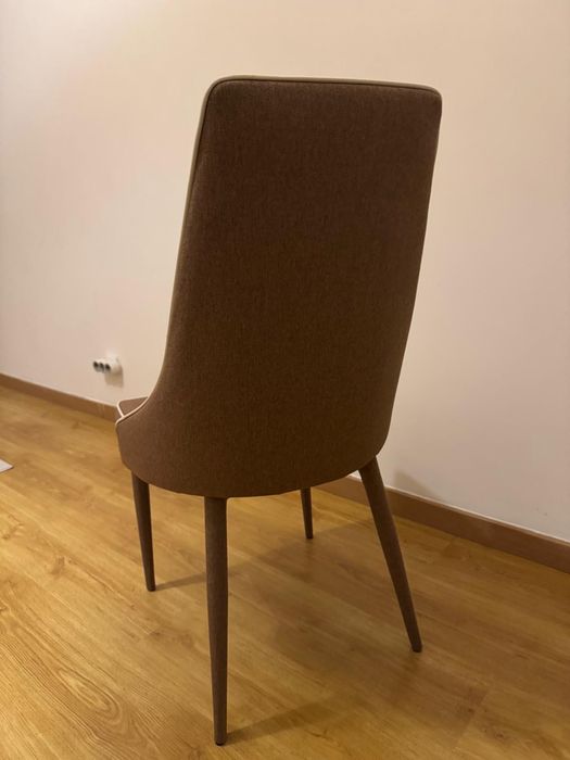 Conjunto Mesa de jantar e 4 cadeiras