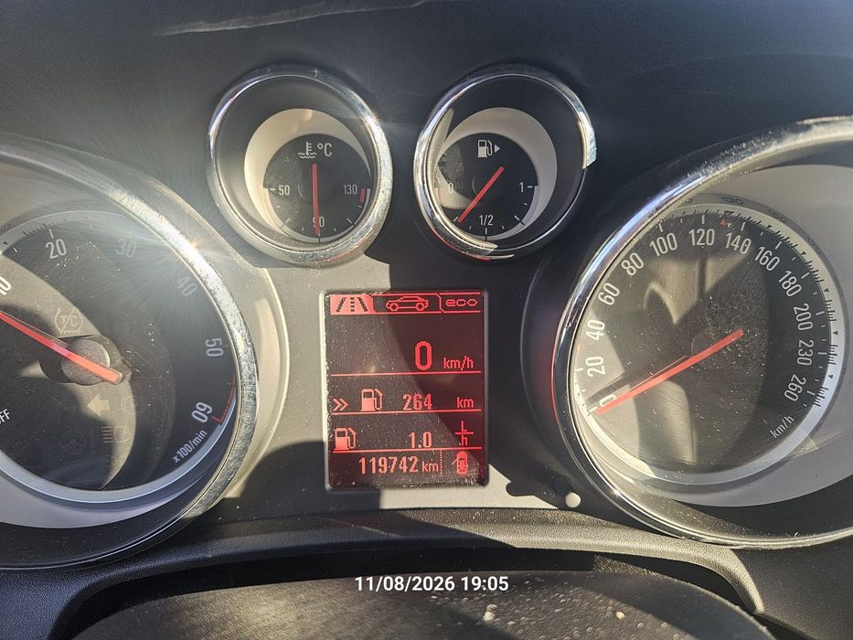 Opel Astra Sports Tourer 1.6 CDTI (2015) - Apenas 120.000 km