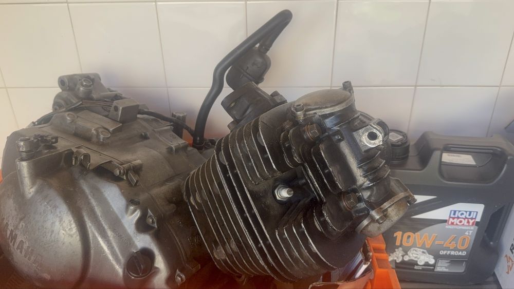 Motor yamaha warrior