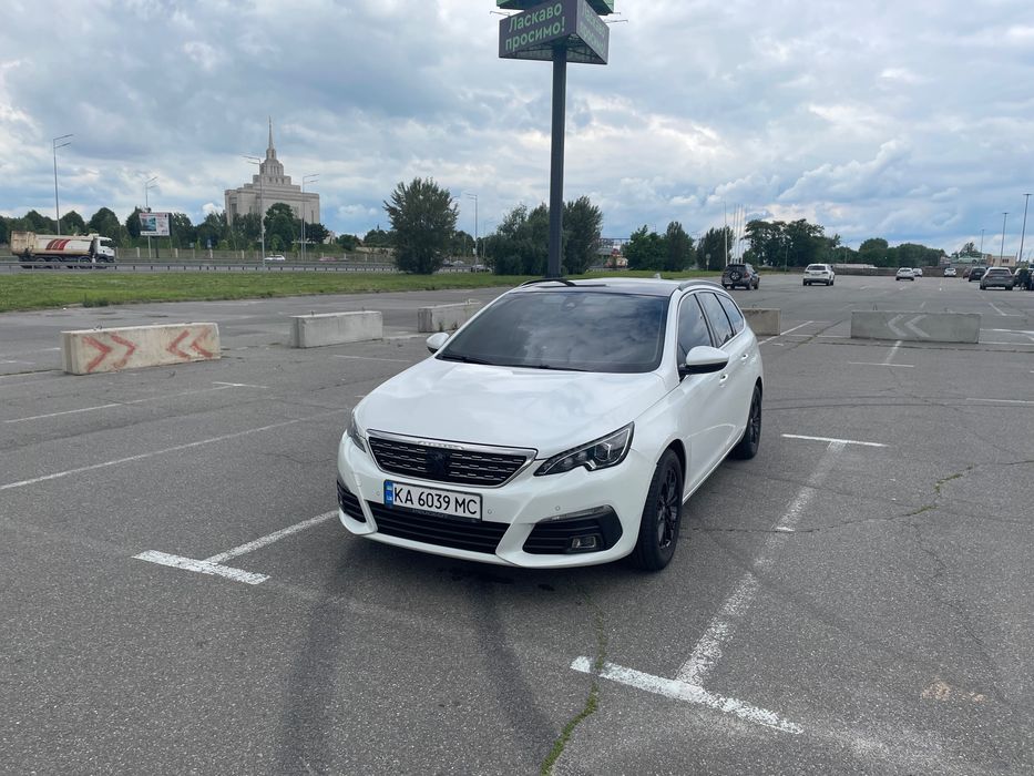 Продам Пежо 308 allur