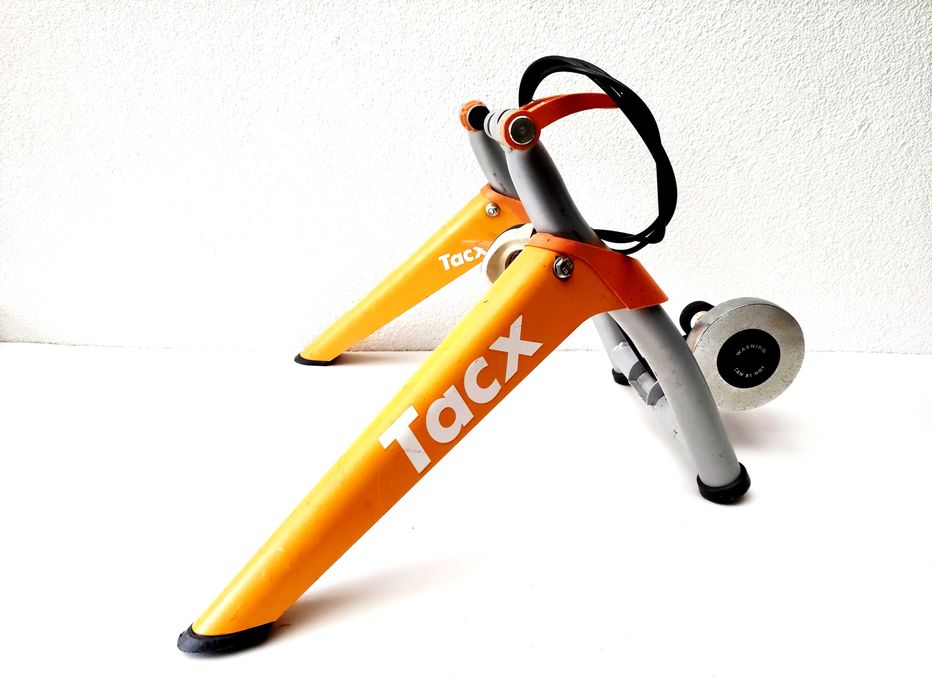 Solidny trenażer rowerowy do roweru TACX Super Stan 26-29"