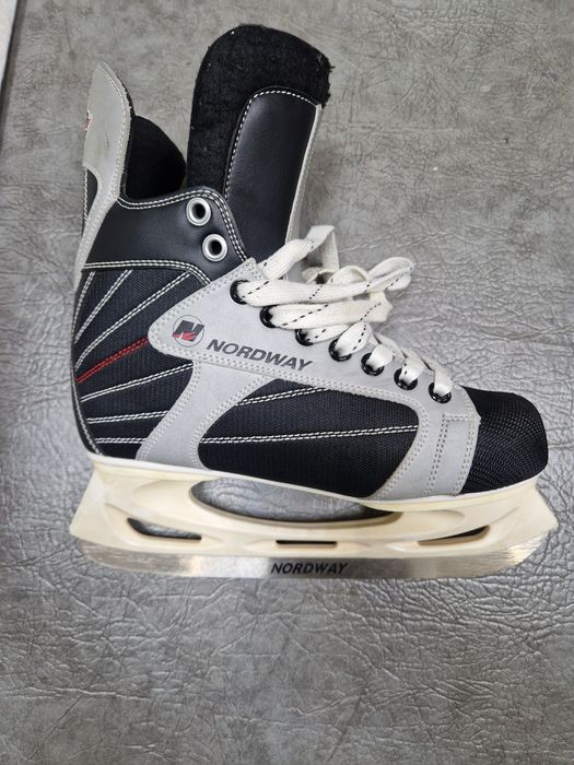 Ковзани чоловічі