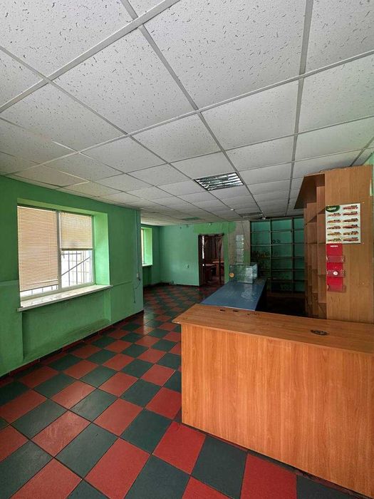 Луцьке Кільце 147м2 Продам приміщення по Соборній з Парковкою