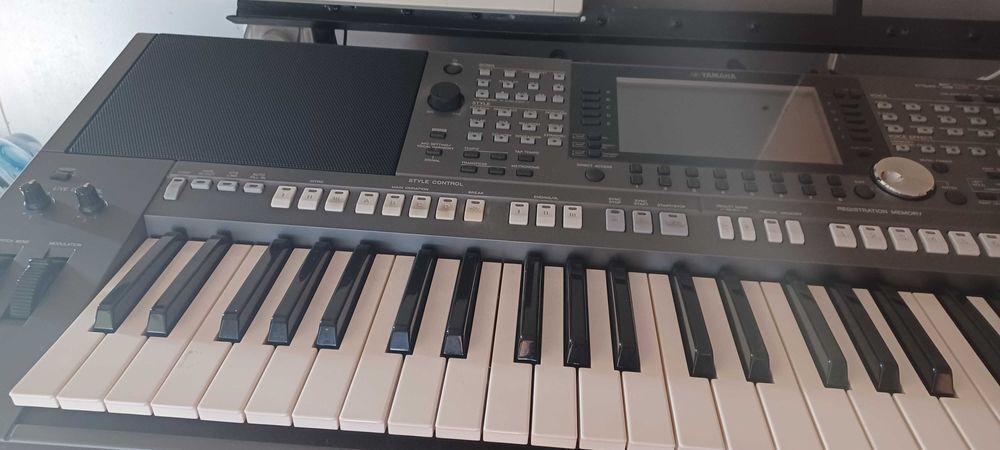 Keyboard Yamaha psr S970