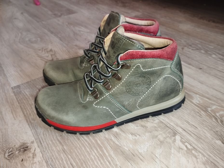 Продам дитяче взуття