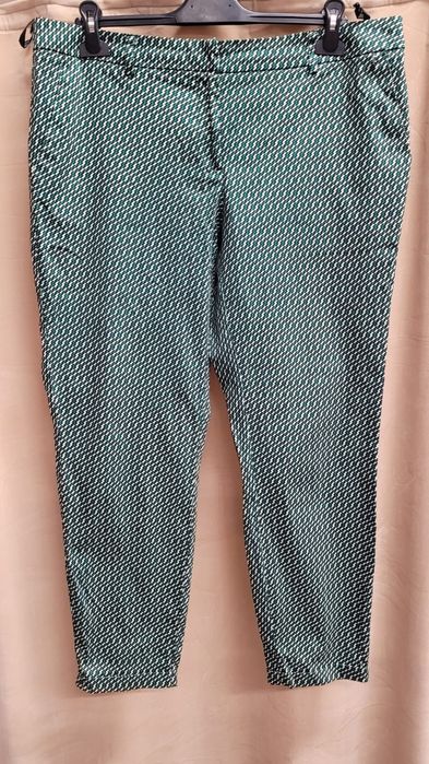 Spodnie Top Secret r. 46