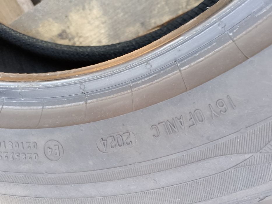 Opony letnie 215/60/17