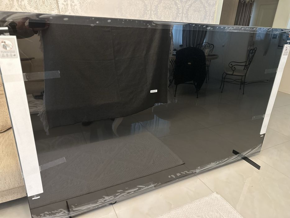 Телевизор TCL 98c655