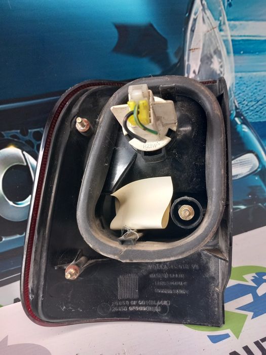 Farolim direito Nissan Terrano Ford Maverick