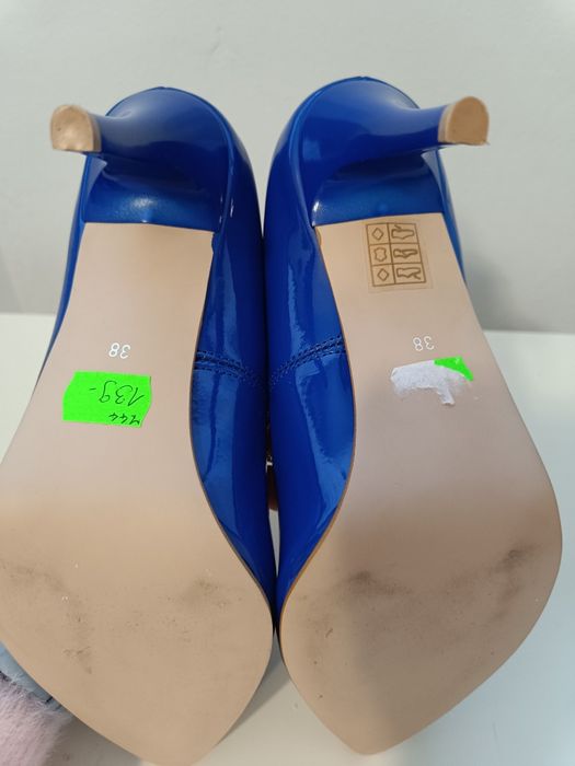 Chabrowe buty na obcasie rozmiar 36/37. Nowe.