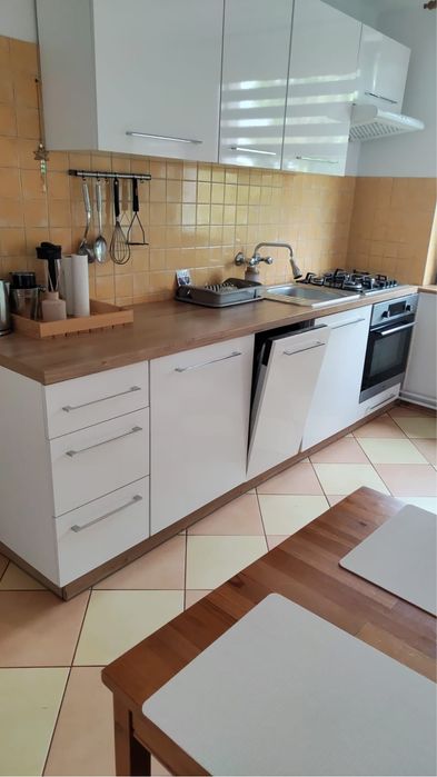 Polowa domu na wynajmem / mieszkanie