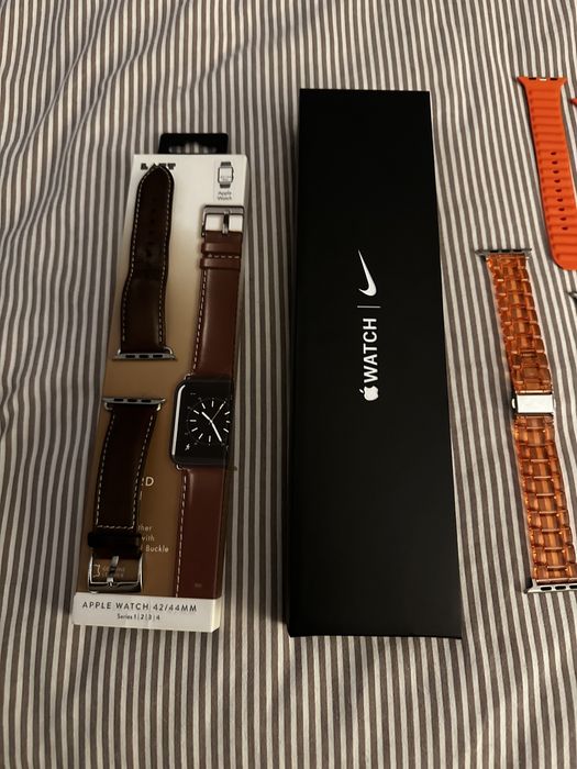 Várias pulseiras Apple Watch