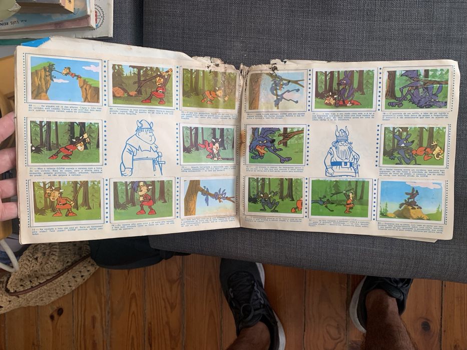Caderneta de Cromos Vintage o Viking de 1975