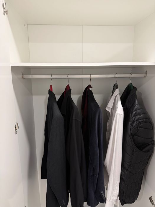 Guarda Vestidos por apenas 180€