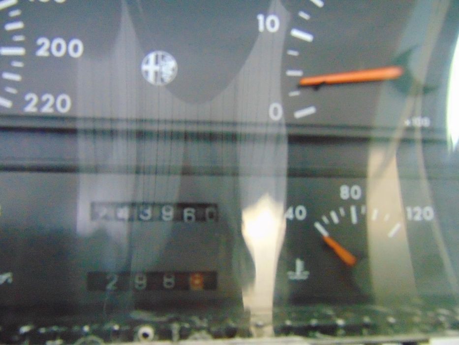 Alfa romeo 164 conta km´s/Pala