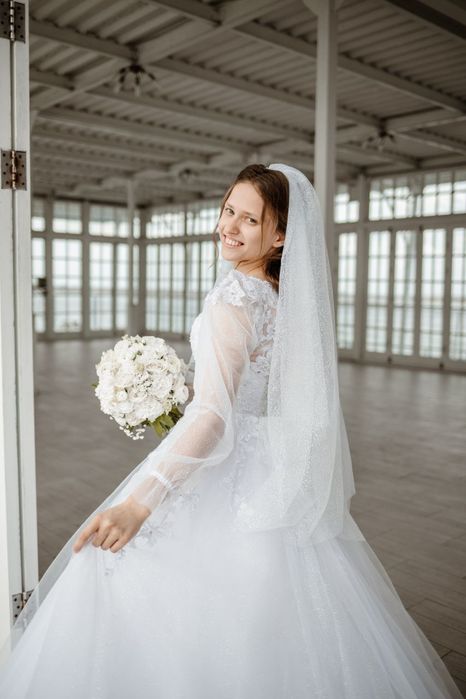 Весільна сукня біла, пишна + фата + кільце пишності 5 | 12 000 грн