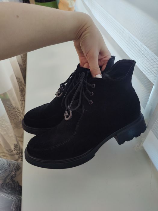 Весняні ботинки сапожки замш