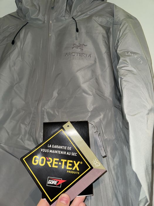 Arcteryx Beta LT silver