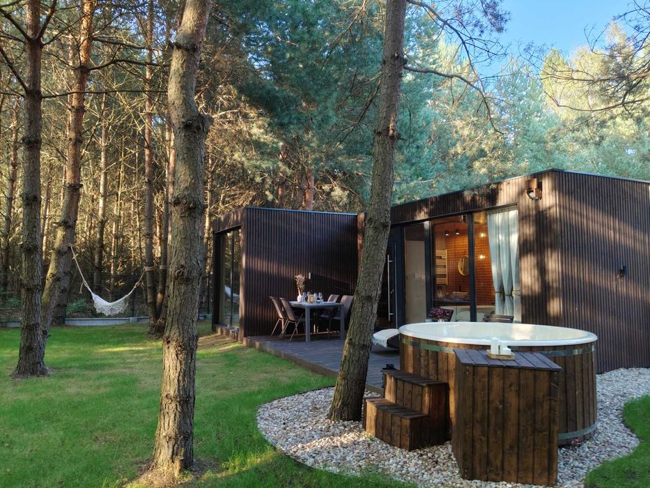 Domki w lesie pod Warszawą na wynajem - sauna , jacuzzi , wakacje