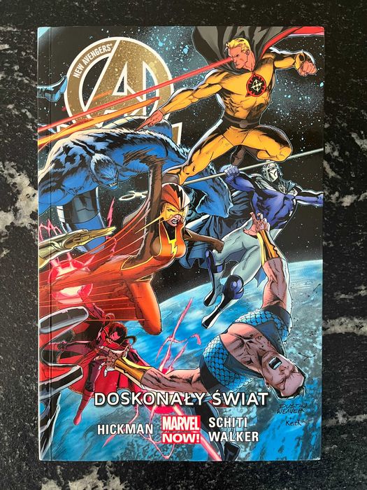 New Avengers - Doskonały świat