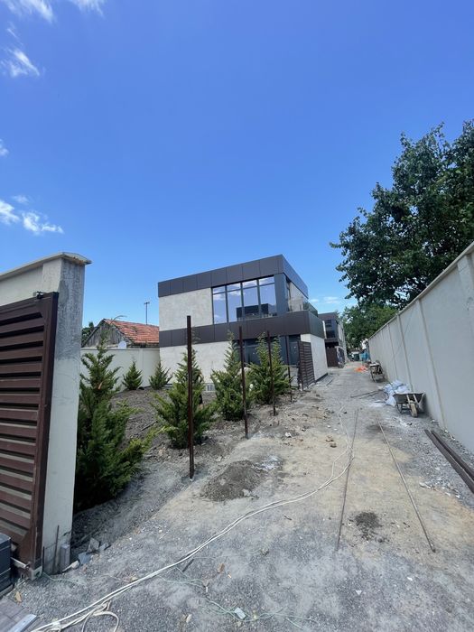 Стильний та сучасний. Котедж в закритому комплексі.