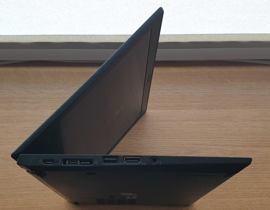 Mały A4-12" Metalowy Dotykowy Thinkpad 8th 256GB SSD Office Bater. 85%