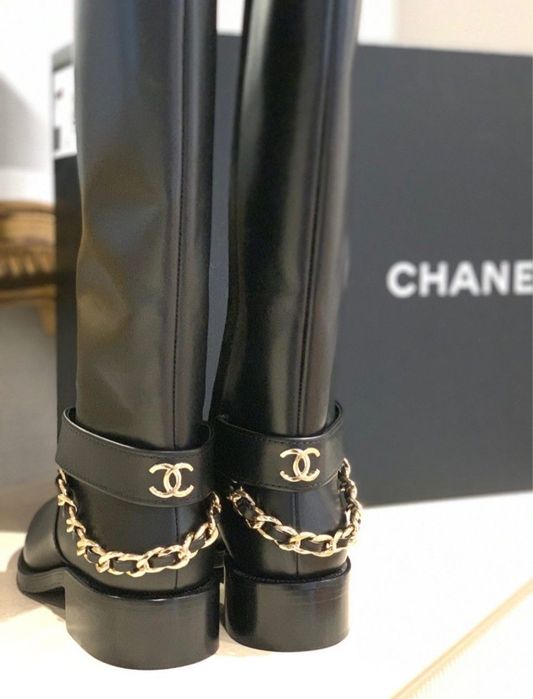Kozaki Chanel
