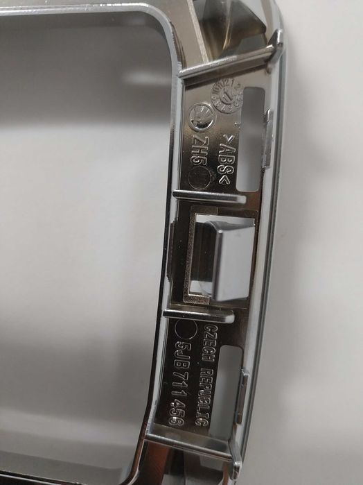 Aro da alavanca das mudanças Skoda rapid