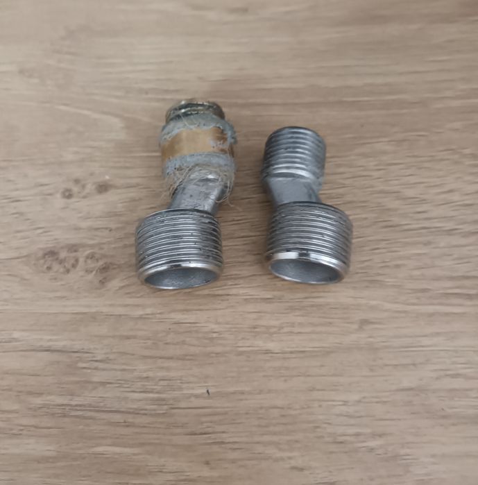 2 terminais de canalização