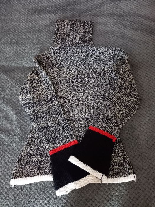 Sweter z golfem rozmiar S