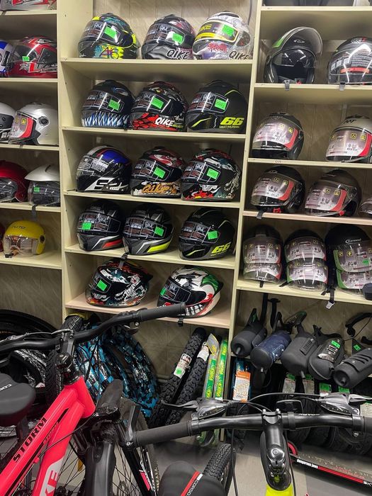 Скутер Сузуки Летс бабочка с контейнера