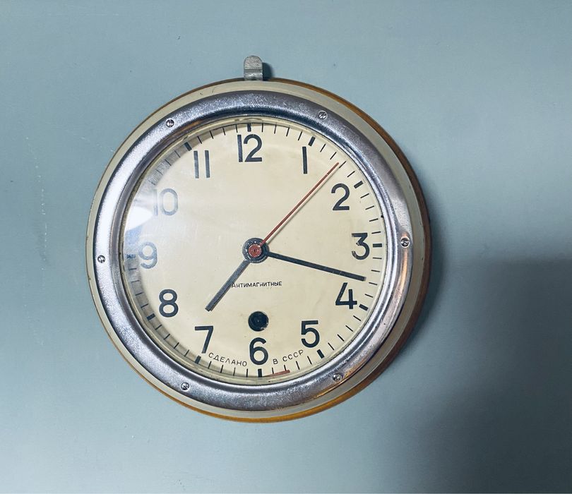 Часы корабельные антимагнитные