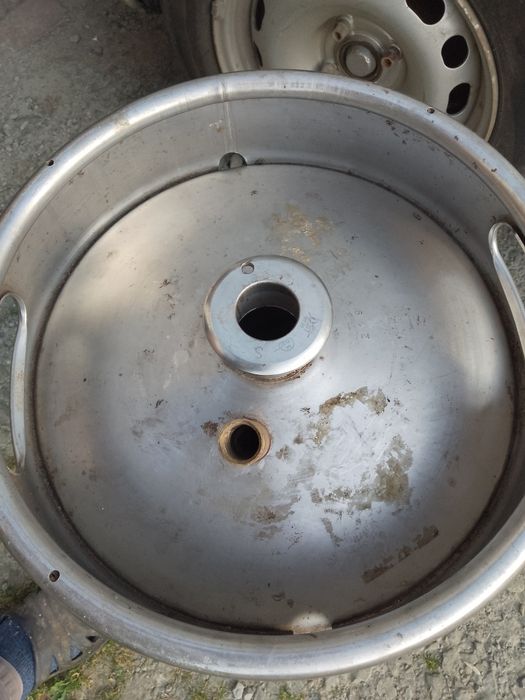 Keg pojemnik z piwa 50 litr.