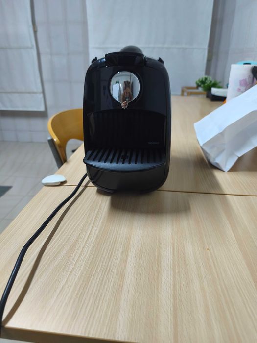 Máquina de café Delta Q