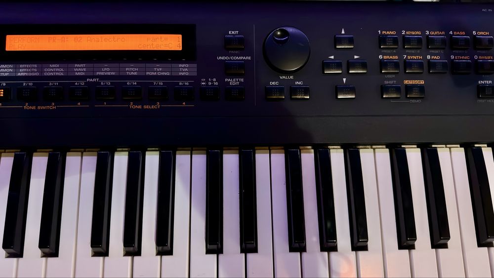 Roland  XP 30 Strymon Big Sky