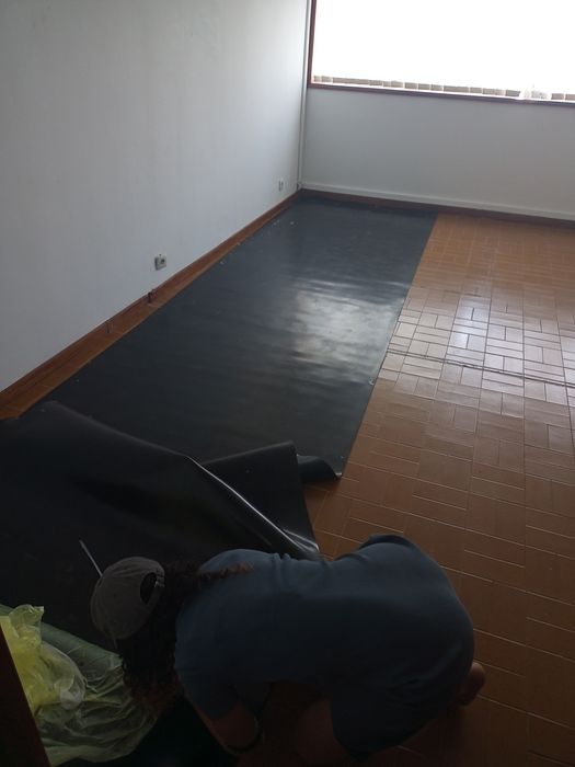 Vendo piso de borracha 3mm espessura