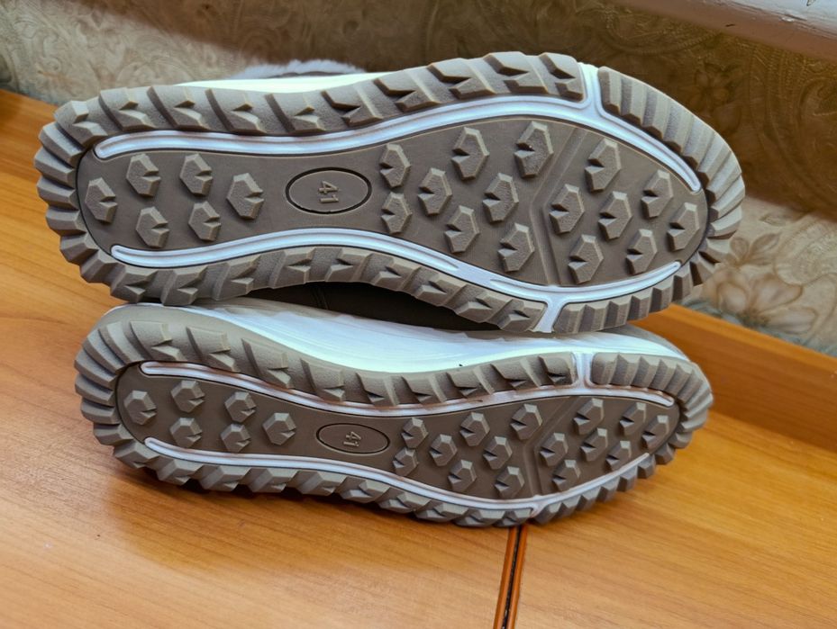 Устілка 26,5 см жіночі термочоботи дутики