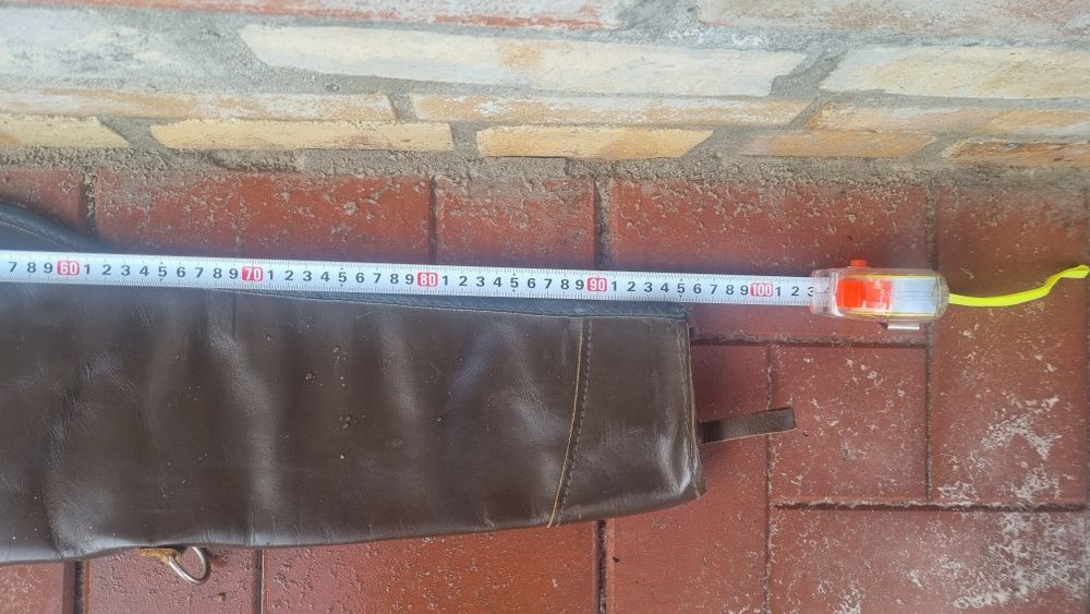 Кожаный чехол для ружья.