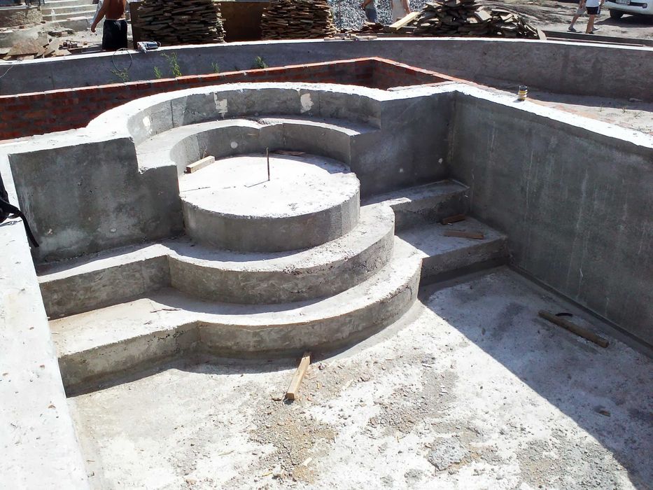 Консультации в строительстве бассейна. Подбор и продажа оборудования.