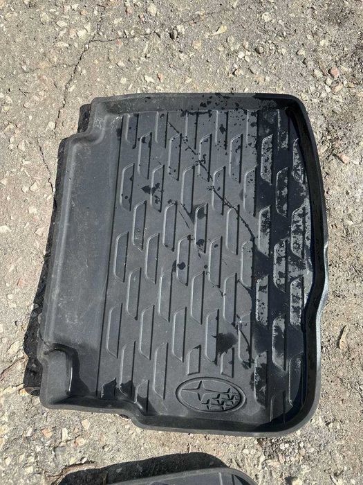 Комлект ковров килимки Subaru Outback Forester 2022 2023 2024