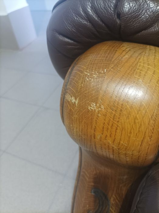 Dębowy komplet wypoczynkowy ze skóry (sofa 3-os, sofa 2-os + fotel