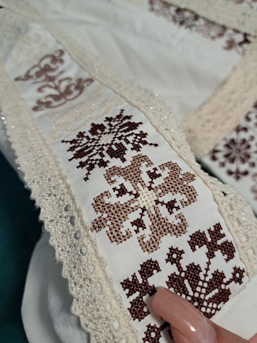 Весільний вишитий комплект