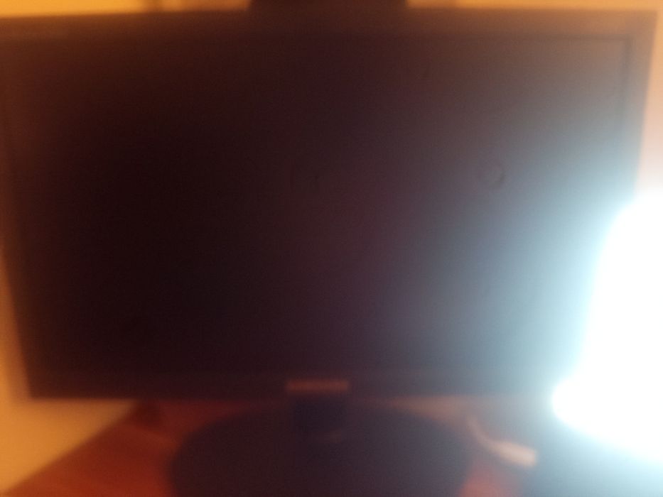 Monitor Samsung 18.5" (SyncMaster E1920N) - Vilarinho do Bairro